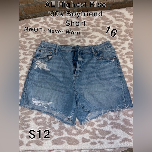 American Eagle Outfitters Pants - American Eagle shorts